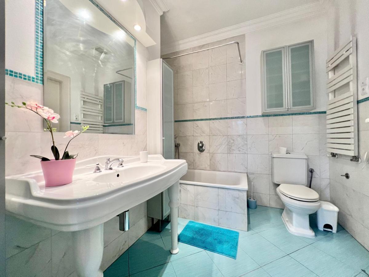 Exclusive Colourful Flat In The City Budapest Exterior foto