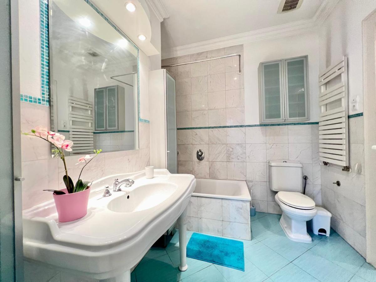 Exclusive Colourful Flat In The City Budapest Exterior foto